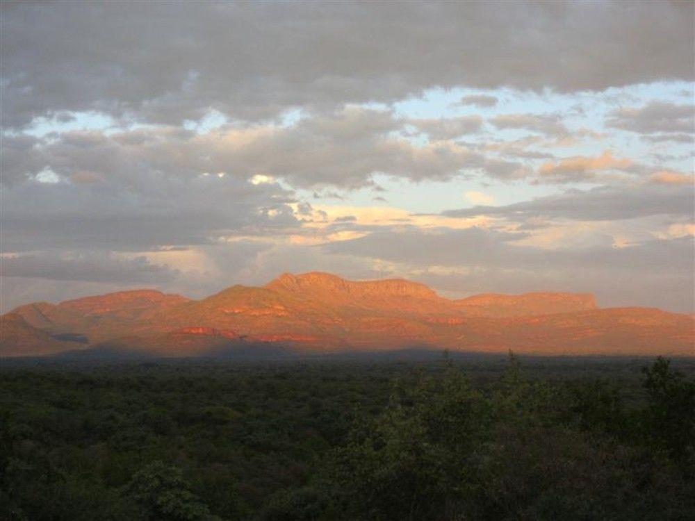 Marula Cottage Guest Lodge Thabazimbi Buitenkant foto